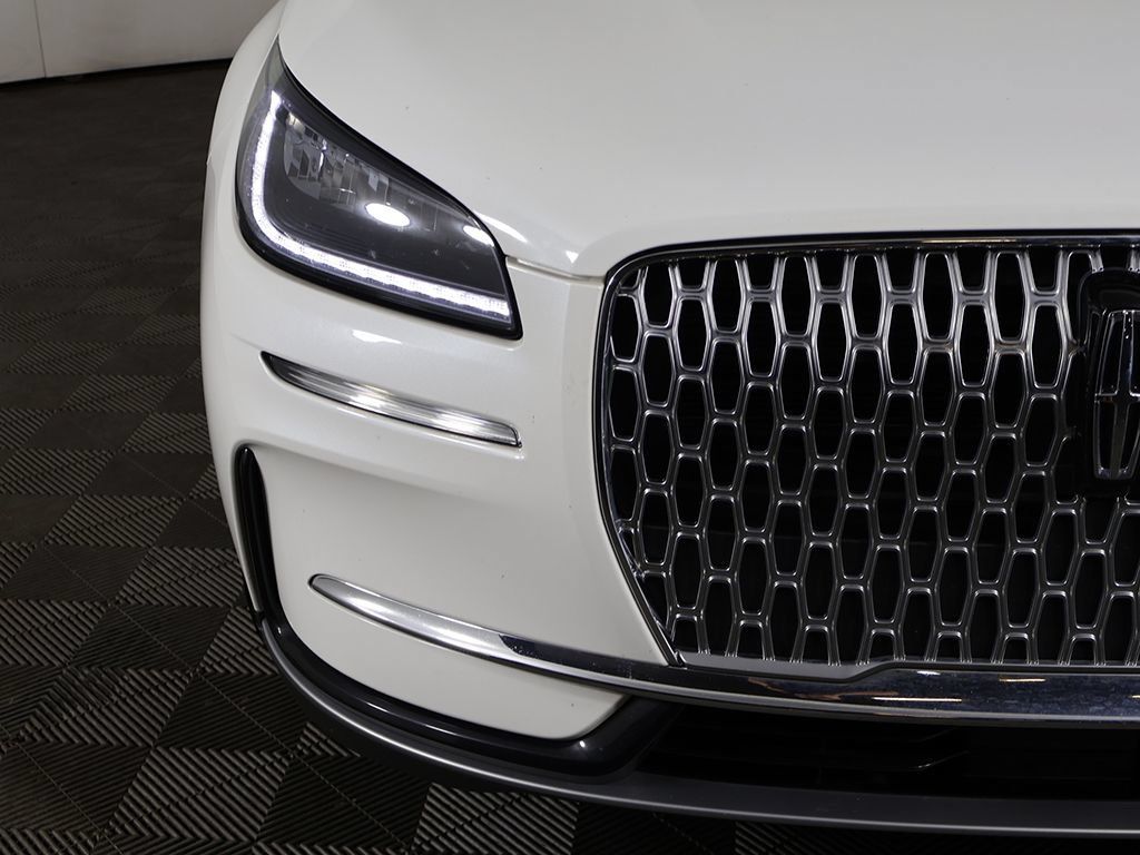 Used 2024 Lincoln Corsair AWD image 12