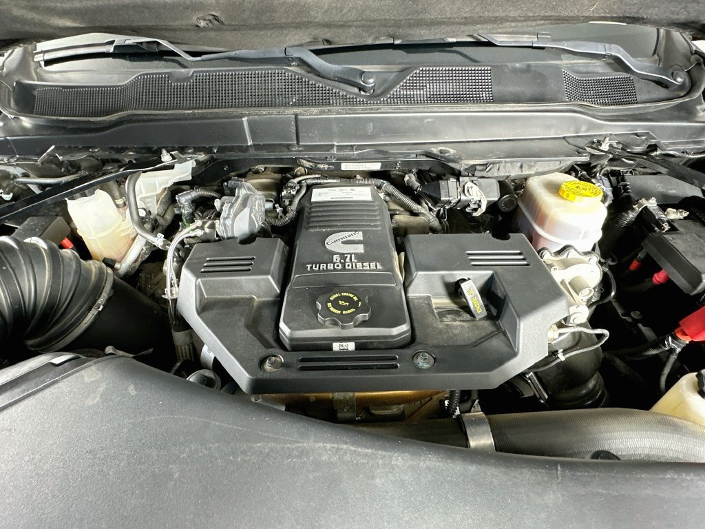Used 2020 RAM 2500 Laramie AWD/4WD image 32