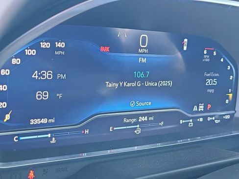 Used 2023 Chevrolet Tahoe High Country w/ Premium Package image 31