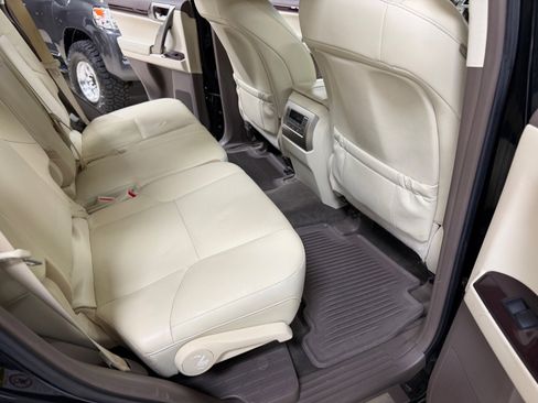 Used 2015 Lexus GX 460 w/ Premium Package AWD/4WD image 27