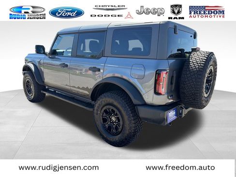 Used 2024 Ford Bronco Wildtrak AWD/4WD image 3