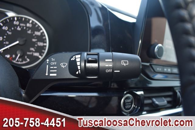 Used 2024 Nissan Pathfinder SV AWD/4WD image 36