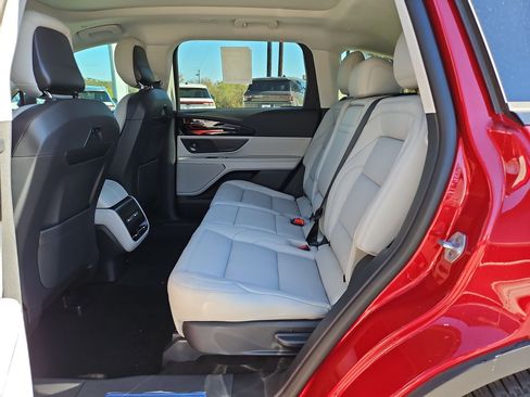 New 2026 Lincoln Nautilus Premier w/ Equipment Group 102A image 28