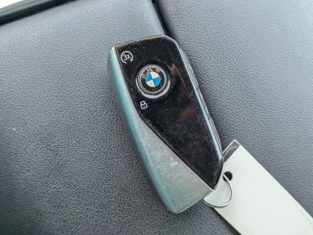Used 2023 BMW X7 xDrive40i w/ M Sport Package AWD/4WD image 32