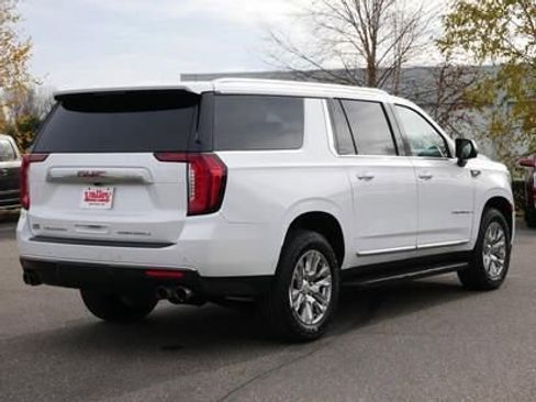 Used 2021 GMC Yukon XL Denali image 30