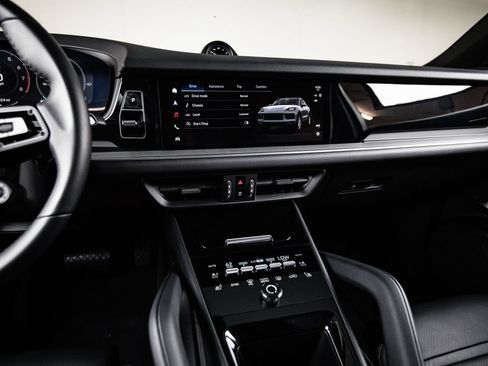 Certified 2026 Porsche Cayenne Coupe AWD/4WD image 19
