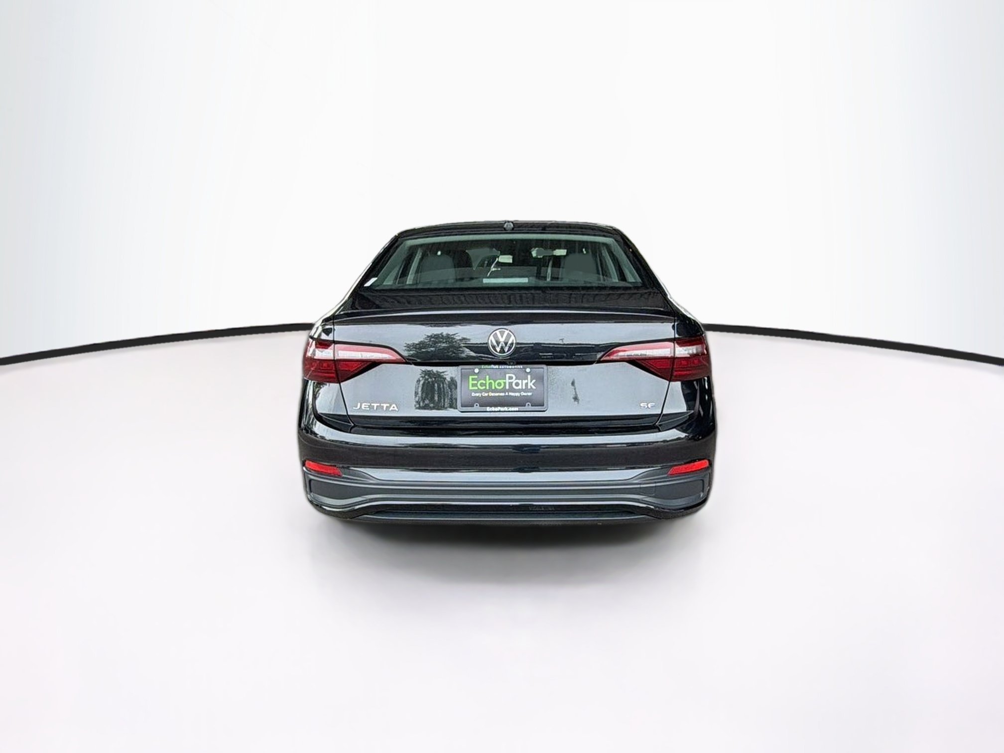 Used 2024 Volkswagen Jetta SE FWD image 7
