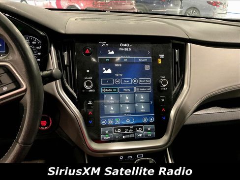 Used 2023 Subaru Outback Premium AWD/4WD image 5
