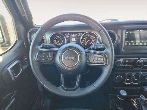 Used 2023 Jeep Wrangler Sport S image 12