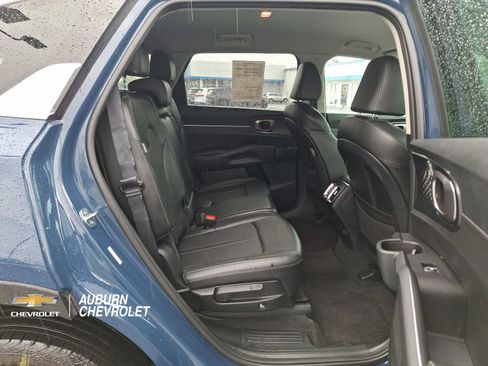 Used 2024 Kia Sorento S AWD/4WD image 22