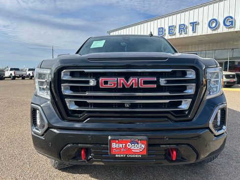 Used 2020 GMC Sierra 1500 AT4 w/ AT4 Premium Package image 2