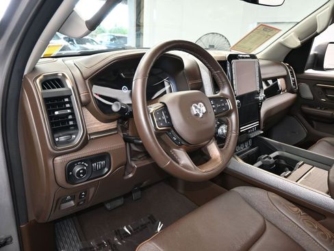 Used 2025 RAM 1500 Limited image 10