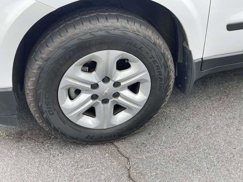 Used 2017 Chevrolet Traverse LS AWD/4WD image 29