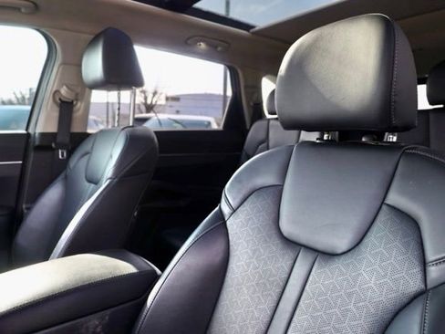Certified 2023 Kia Sorento X-Line EX image 19