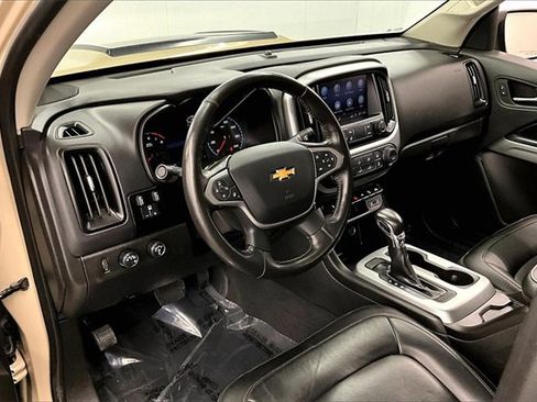 Used 2022 Chevrolet Colorado ZR2 w/ ZR2 Dusk Special Edition image 13