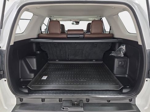 Used 2024 Toyota 4Runner Limited image 35