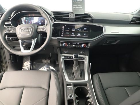 New 2025 Audi Q3 2.0T Premium image 18