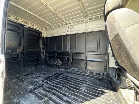 Used 2019 RAM ProMaster 2500 FWD image 5