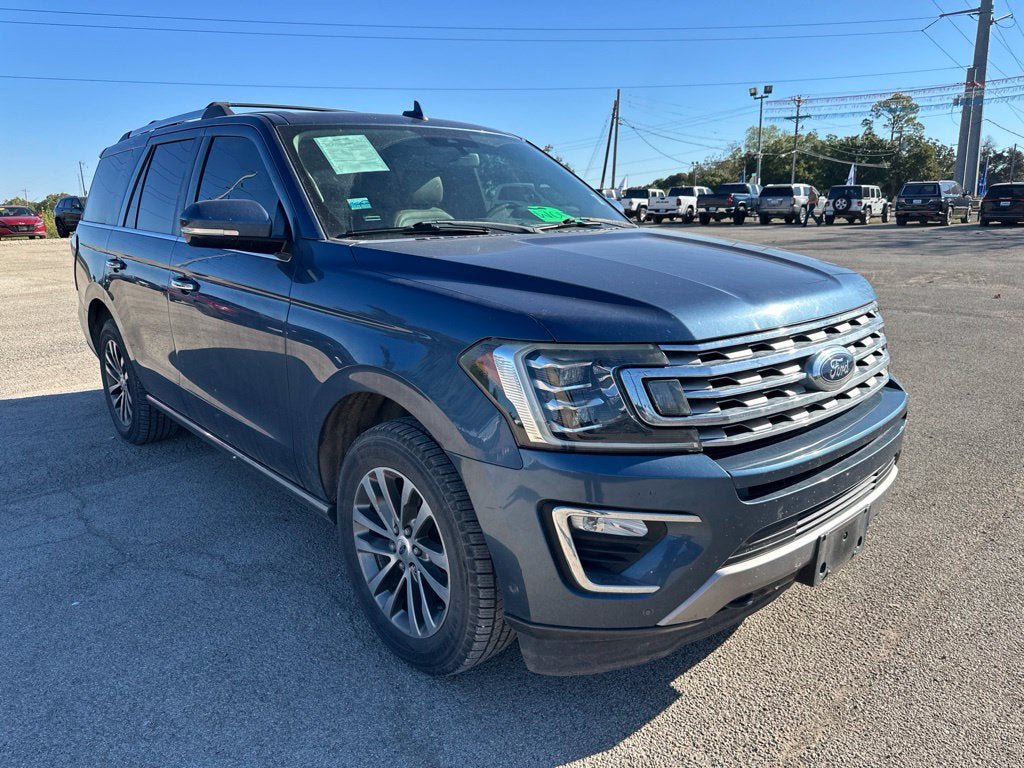 Used 2018 Ford Expedition Limited w/ Equipment Group 301A AWD/4WD image 2