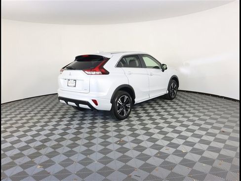 Used 2024 Mitsubishi Eclipse Cross SEL image 11