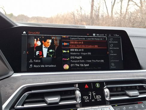 Used 2023 BMW X5 xDrive40i w/ Luxury Seating Package image 17