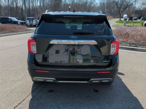 Used 2023 Ford Explorer XLT w/ Equipment Group 202A AWD/4WD image 7