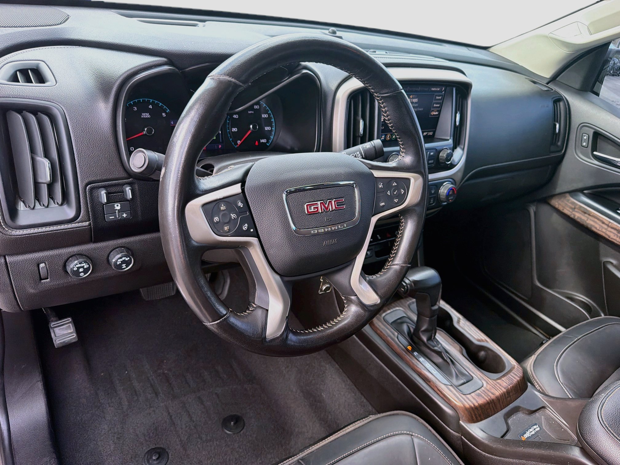 Used 2021 GMC Canyon Denali AWD/4WD image 24
