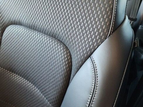 New 2025 Ford Escape SE image 47