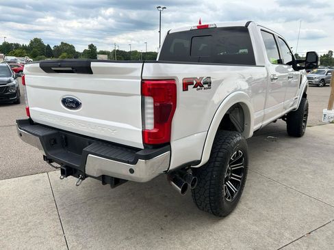 Used 2019 Ford F250 Lariat w/ Lariat Ultimate Package AWD/4WD image 5