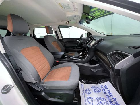 Used 2018 Ford Edge SEL w/ Equipment Group 201A AWD/4WD image 29