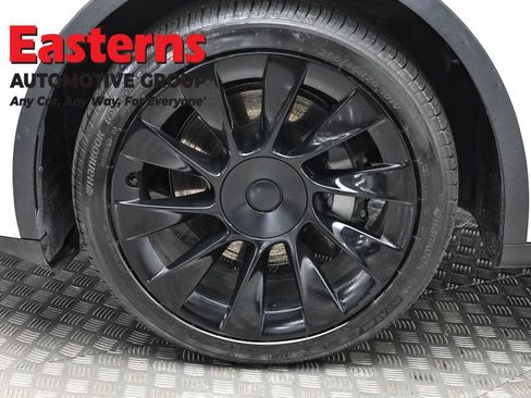 Used 2021 Tesla Model Y Long Range image 29