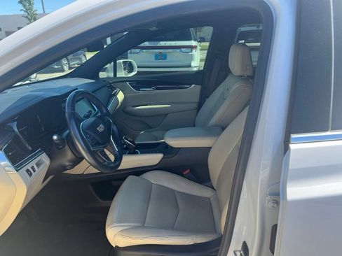 Used 2019 Cadillac XT5 Luxury AWD/4WD image 10