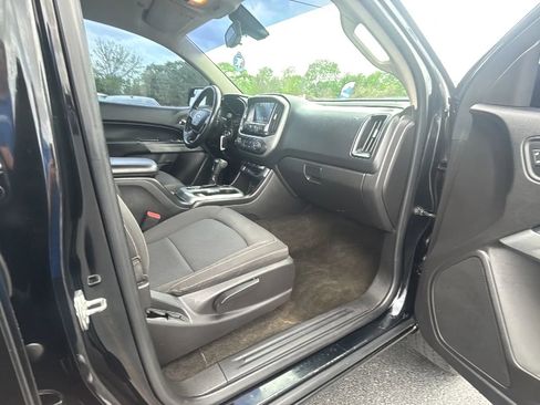 Used 2017 Chevrolet Colorado LT image 25