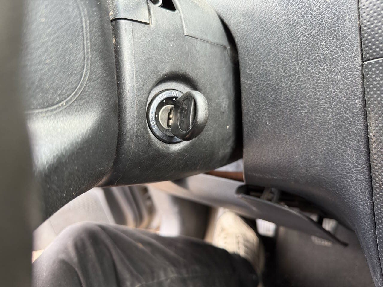 Used 2008 Chevrolet Aveo5 FWD image 42