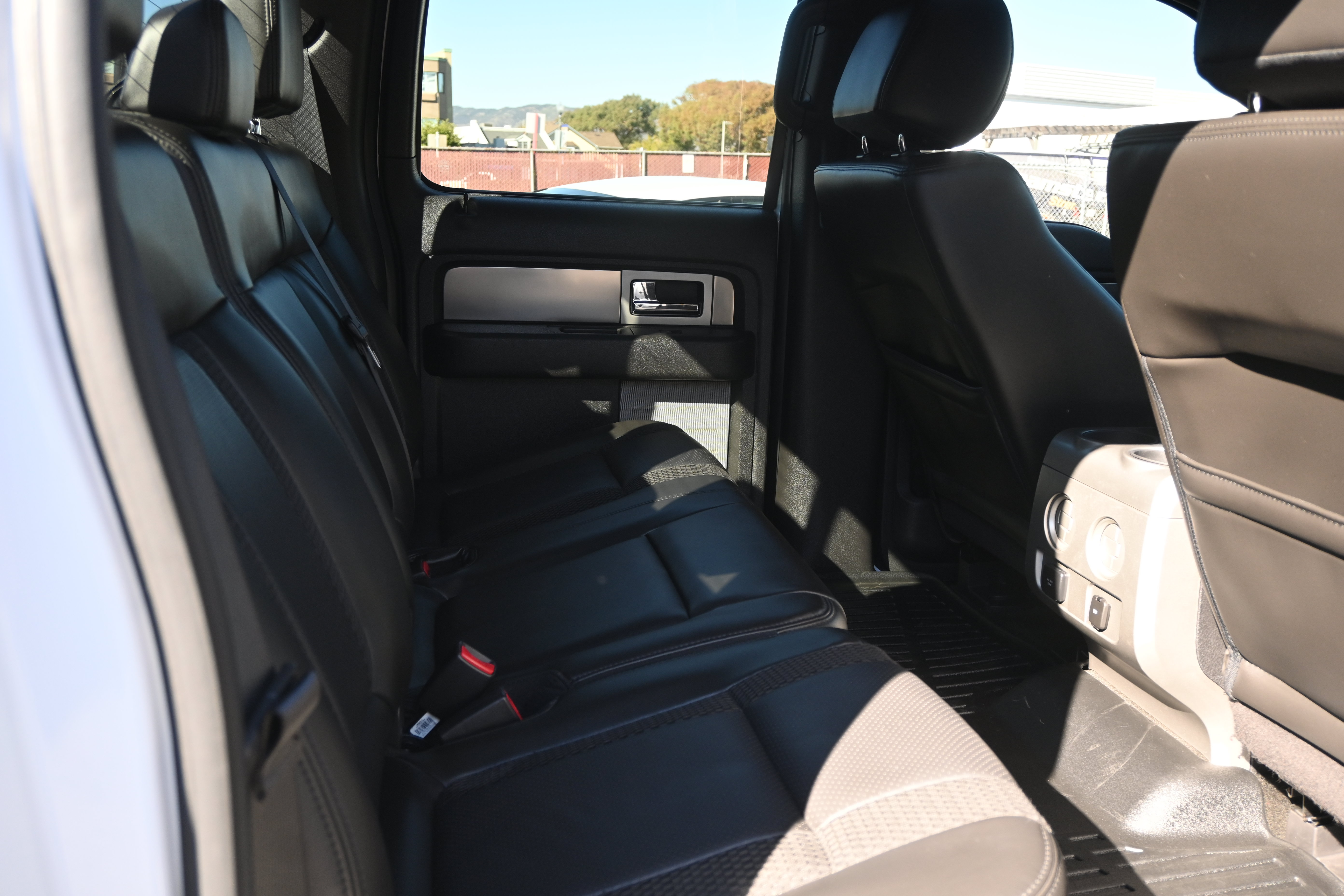 Used 2014 Ford F150 Raptor w/ Equipment Group 801A Luxury AWD/4WD image 35