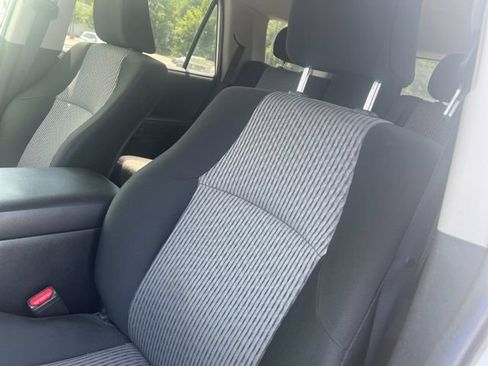 Used 2024 Toyota 4Runner SR5 AWD/4WD image 7
