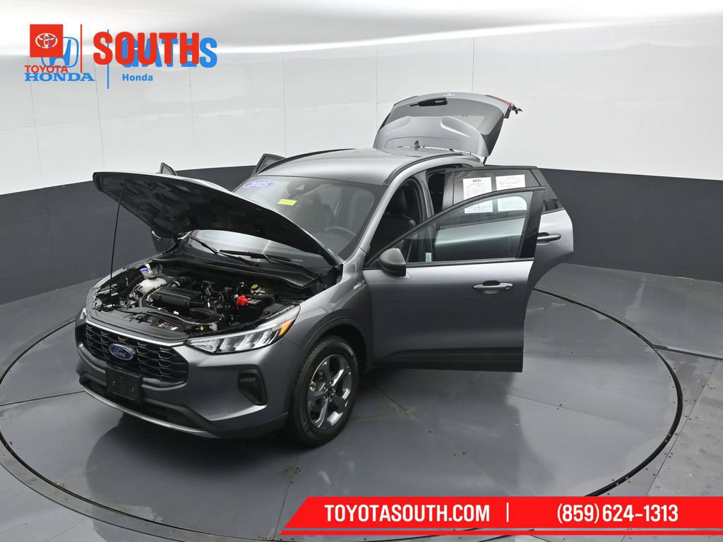 Used 2025 Ford Escape ST-Line AWD/4WD image 53