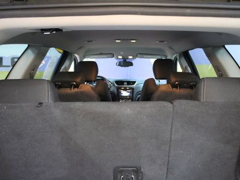 Used 2015 Chevrolet Traverse LT AWD/4WD image 16