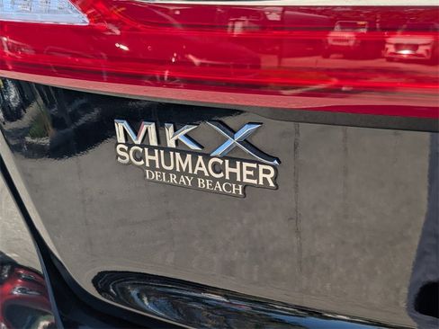 Used 2017 Lincoln MKX Premiere image 14