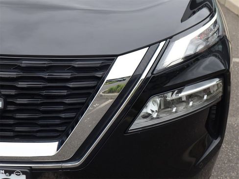 Certified 2023 Nissan Rogue SL w/ SL Premium Package image 12