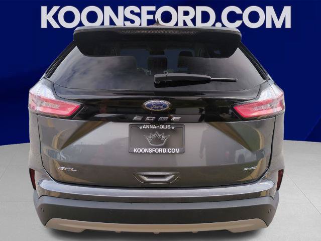 Certified 2024 Ford Edge SEL w/ Convenience Package AWD/4WD image 4