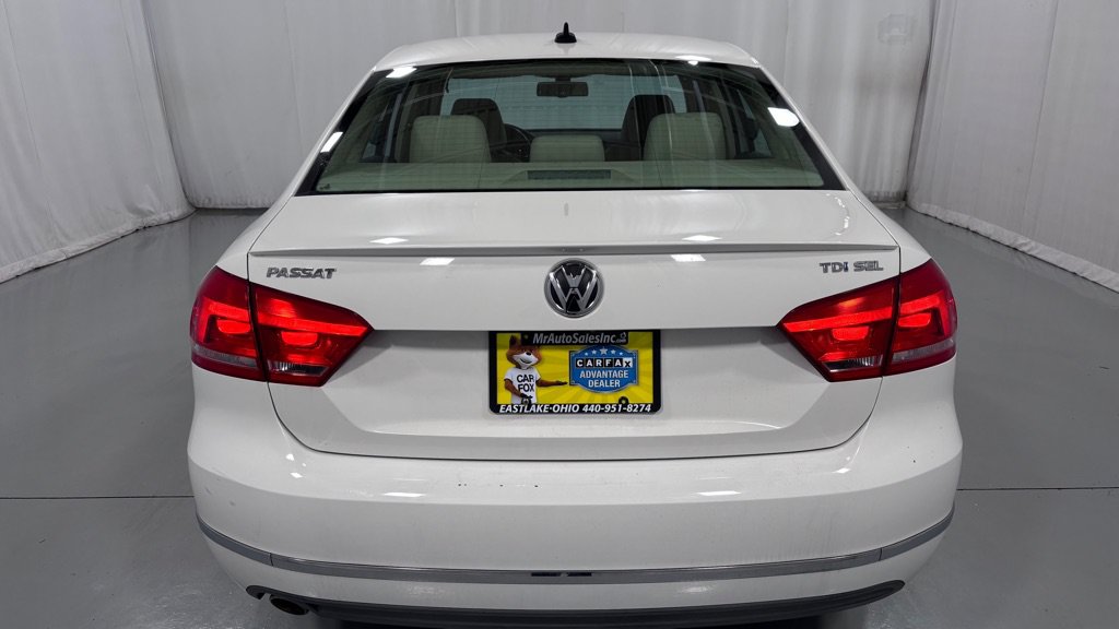 Used 2014 Volkswagen Passat TDI SEL Premium FWD image 6