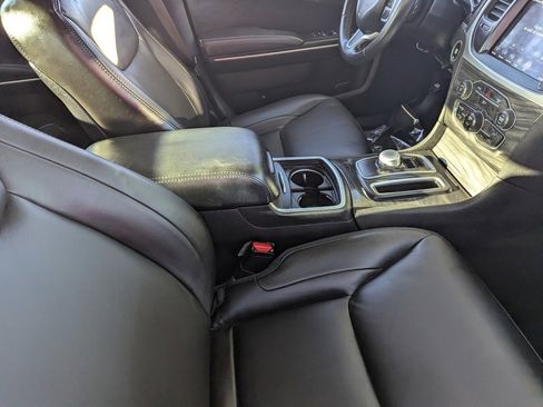 Used 2020 Chrysler 300 Touring L w/ Quick Order Package 2EF image 12