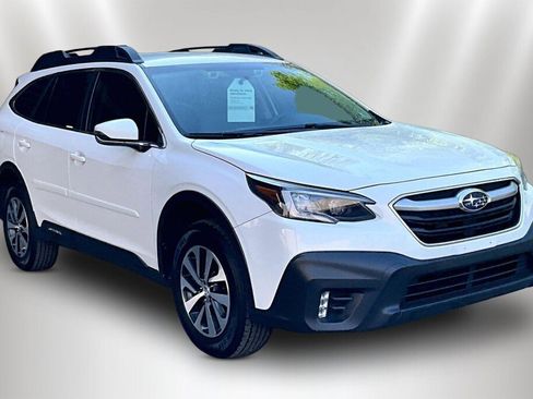 Certified 2022 Subaru Outback Premium AWD/4WD image 1