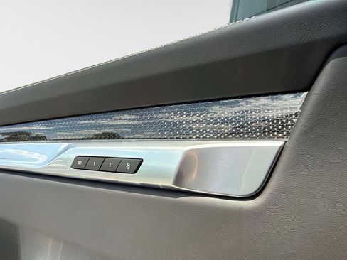 Used 2026 Cadillac Escalade V w/ LPO, ONYX Package image 62