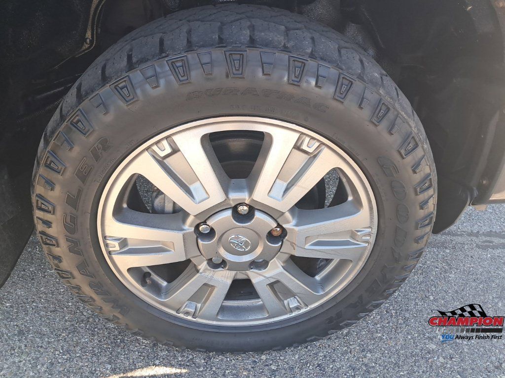 Used 2015 Toyota Tundra Platinum AWD/4WD image 17