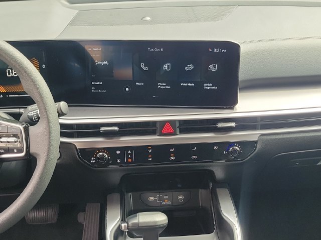 Certified 2024 Kia Sorento LX FWD image 19
