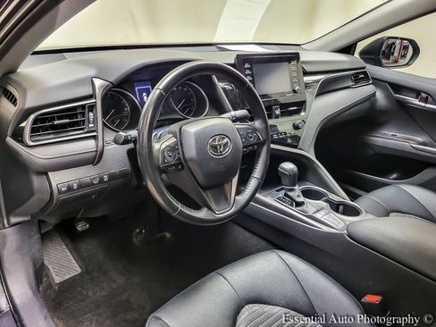 Certified 2023 Toyota Camry SE image 9