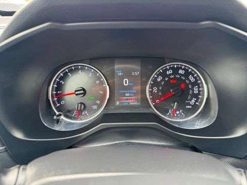 Used 2022 Toyota RAV4 XLE image 31