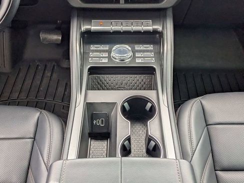 Used 2024 Lincoln Nautilus Premier w/ Jet Appearance Package AWD/4WD image 18